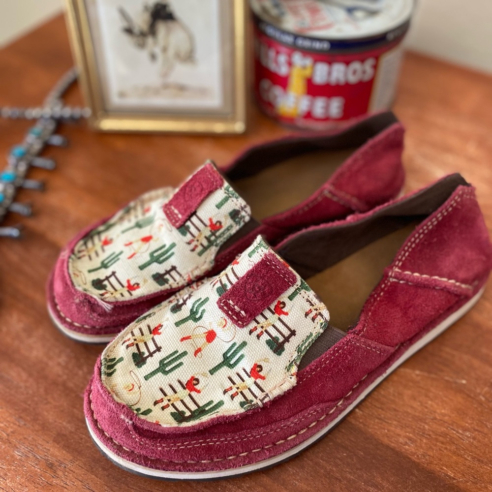 Ariat Cruiser